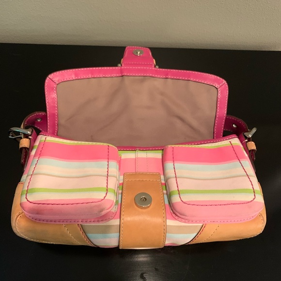 Used Coach shoulder bag - Picture 6 of 8